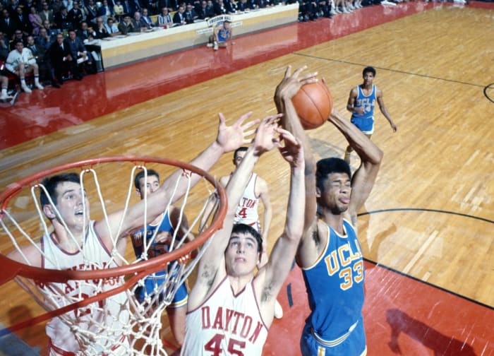 Alcindor goes to UCLA, making a record-breaking debut