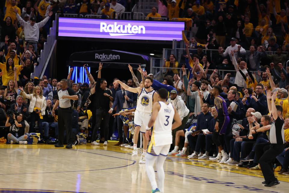 Klay Thompson hit a game-high 30 points at the Warriors & # 39;  Game 2 win over the Lakers.