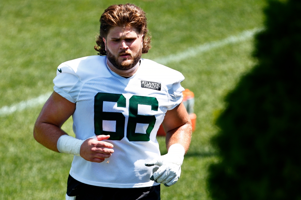 Joe Tipman #66 of the New York Jets warms up during the teams OTAs at Atlantic Health Jets Training Center on May 31, 2023 in Florham Park, New Jersey. 