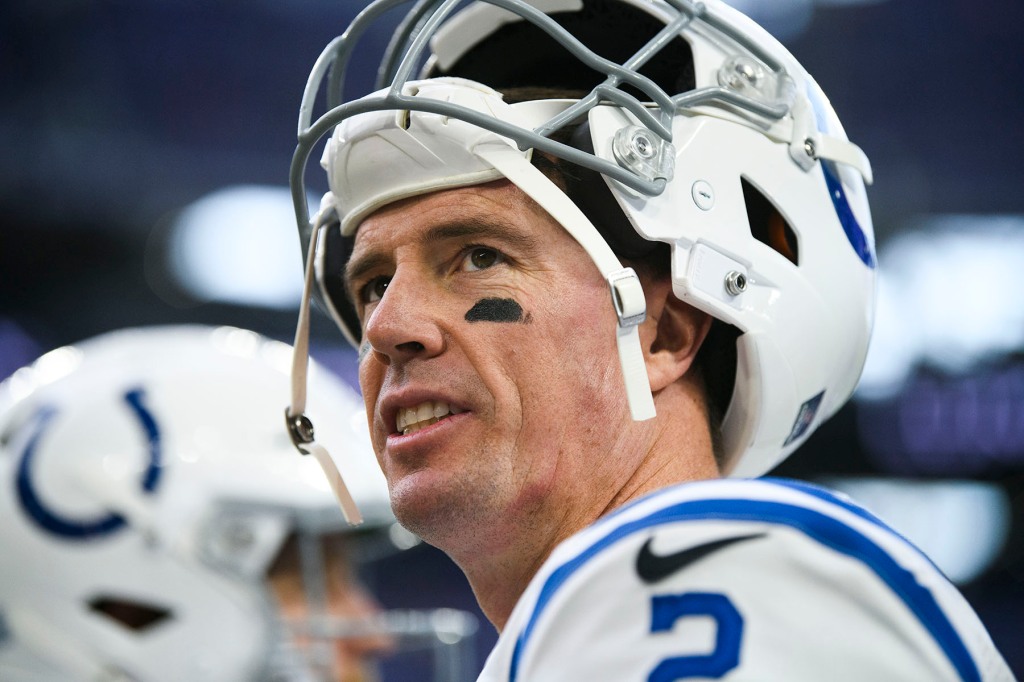 Matt Ryan #2 of the Indianapolis Colts warms up before the game against the Minnesota Vikings at U.S. Bank Stadium on December 17, 2022 in Minneapolis, Minnesota. 