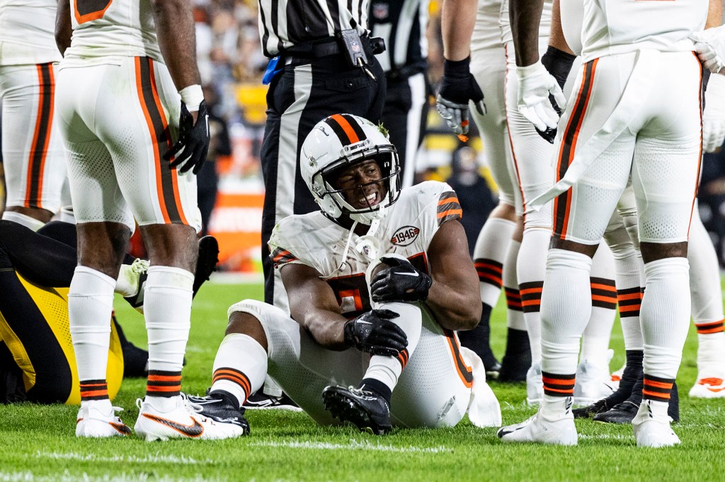 Nick Chubb #24 of the Cleveland Browns reacts after hurting his knee during the second quarter of the game against the Pittsburgh Steelers at Acrisure Stadium on September 18, 2023 in Pittsburgh, Pennsylvania.