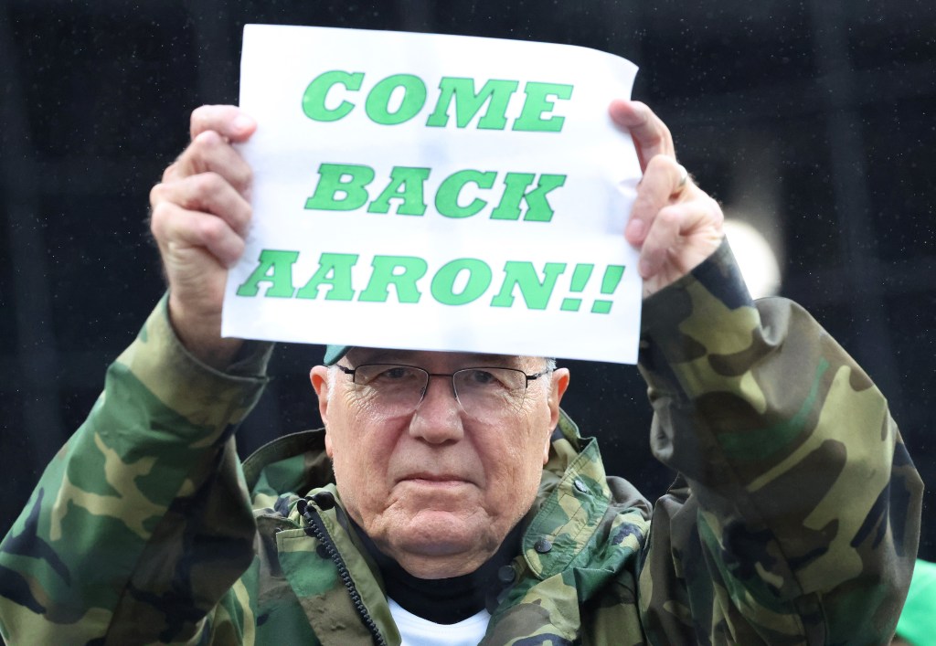 Jets fan Aaron Rodgers