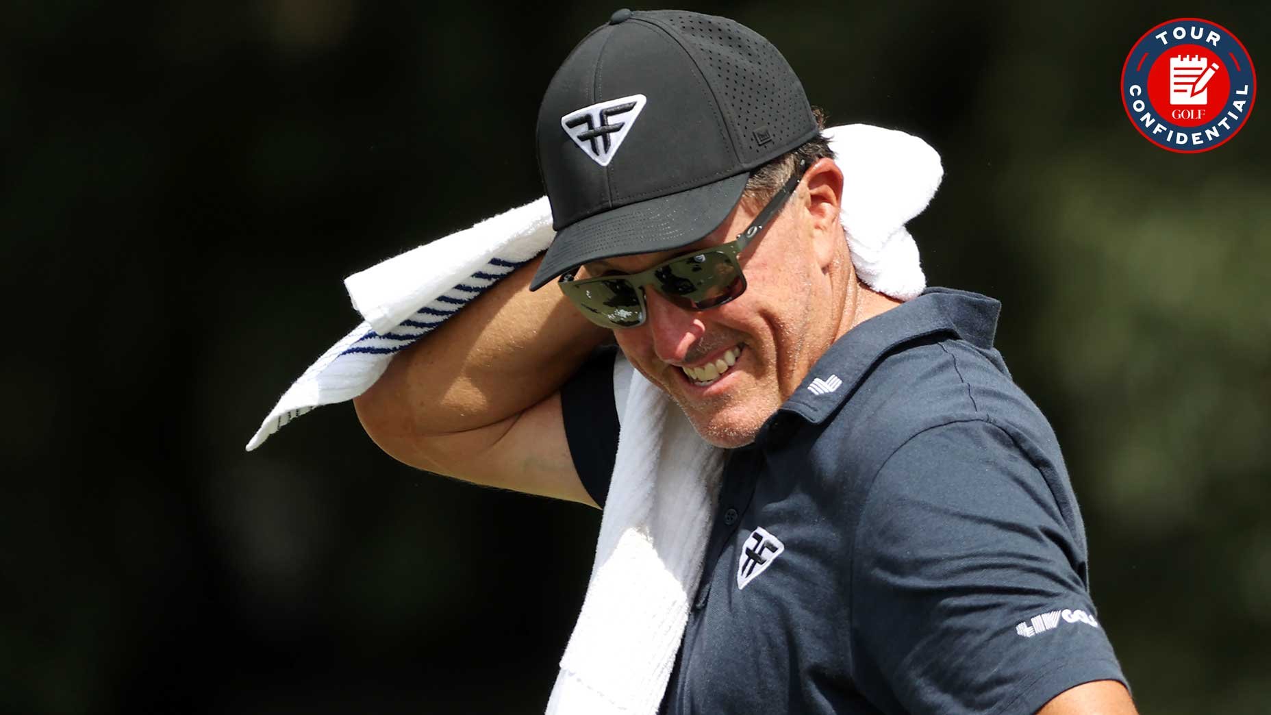 phil mickelson on the golf course